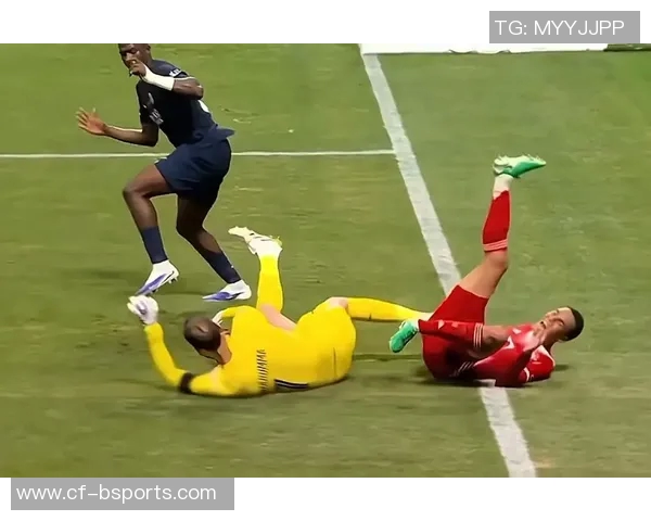 拜仁发布穆西亚拉康复训练照片展现积极恢复状态