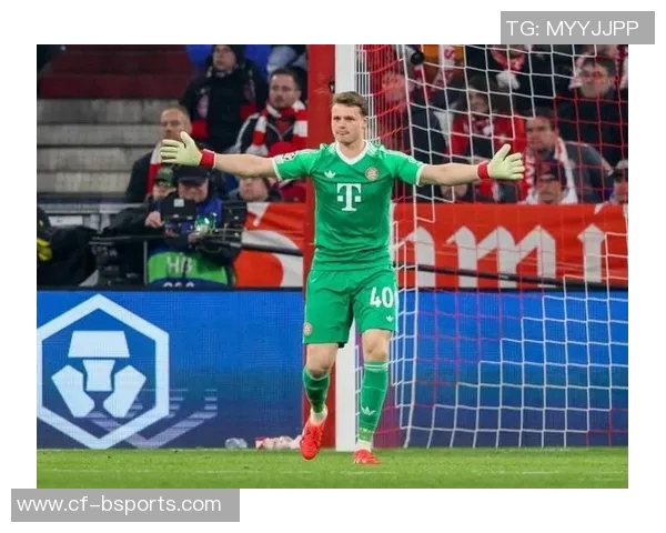 乌尔比希禁区外手球争议德足协解释手臂自然状态未出牌原因